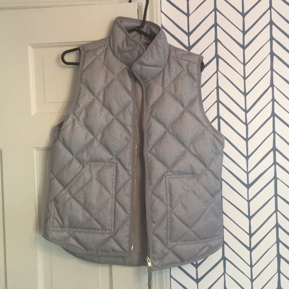 HEATHER GREY PUFFER VEST